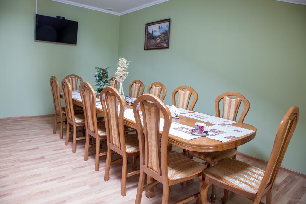 Lions Heart Hostel Lviv Exterior photo