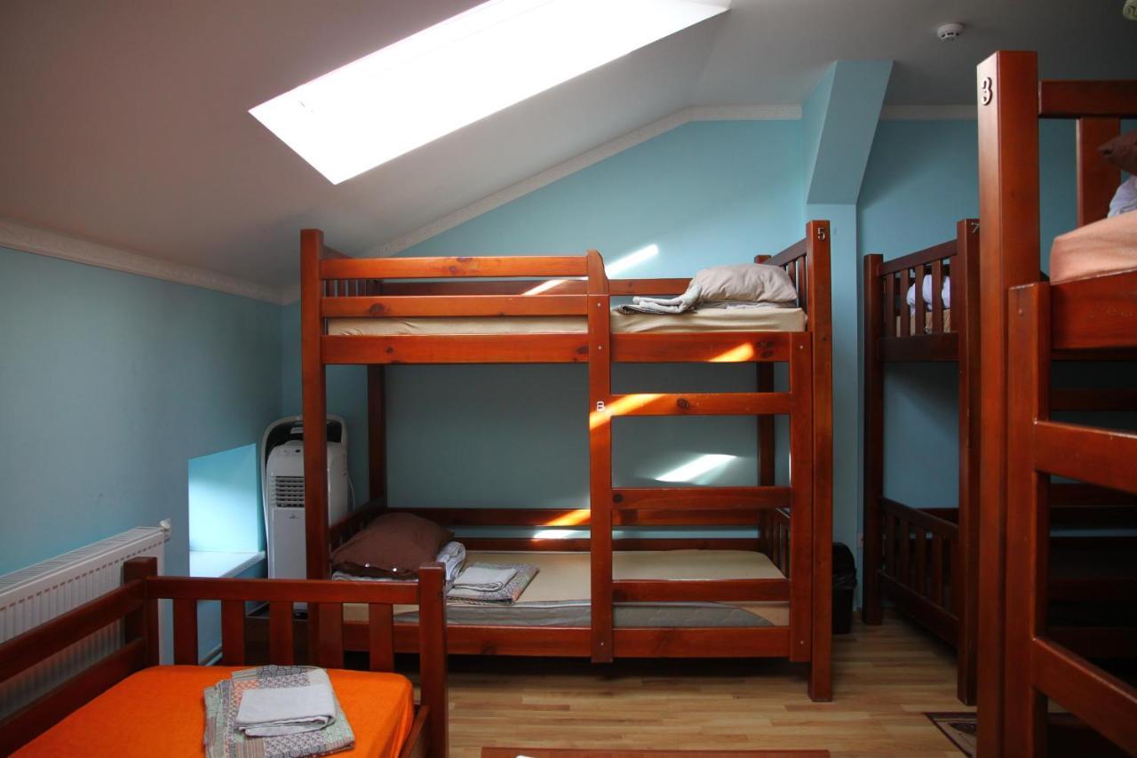 Lions Heart Hostel Lviv Exterior photo